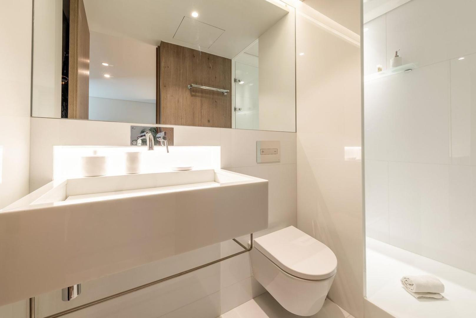 Апартаменты Guestready - 2Br Apt Carlos I With Terrace And Gym Лиссабон Экстерьер фото